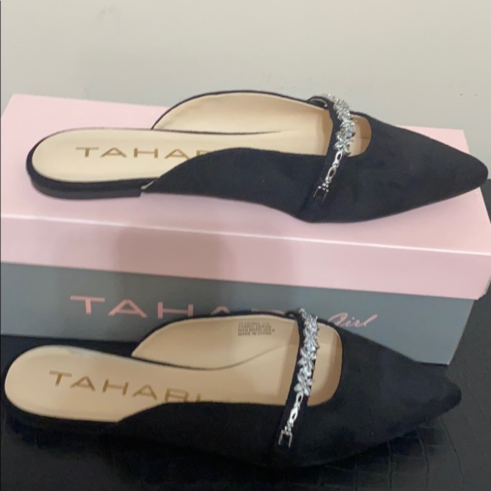 Women’a shoes